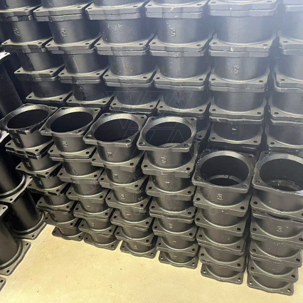 柔性铸铁排水管接头现货 b型铸铁法兰直接 铸铁管直接套袖 管件