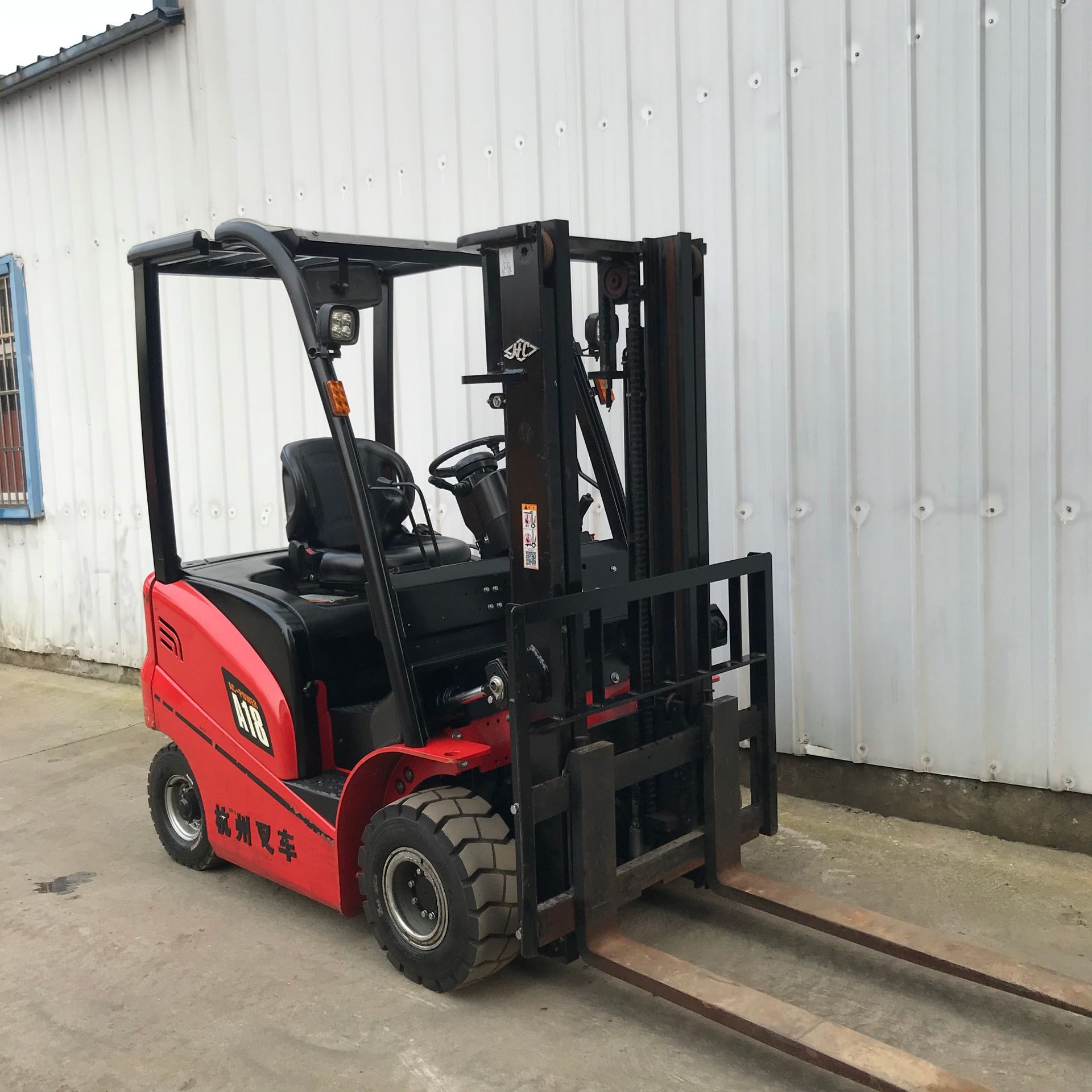 8吨电动叉车,杭州交流全电动平衡重多功能叉车租