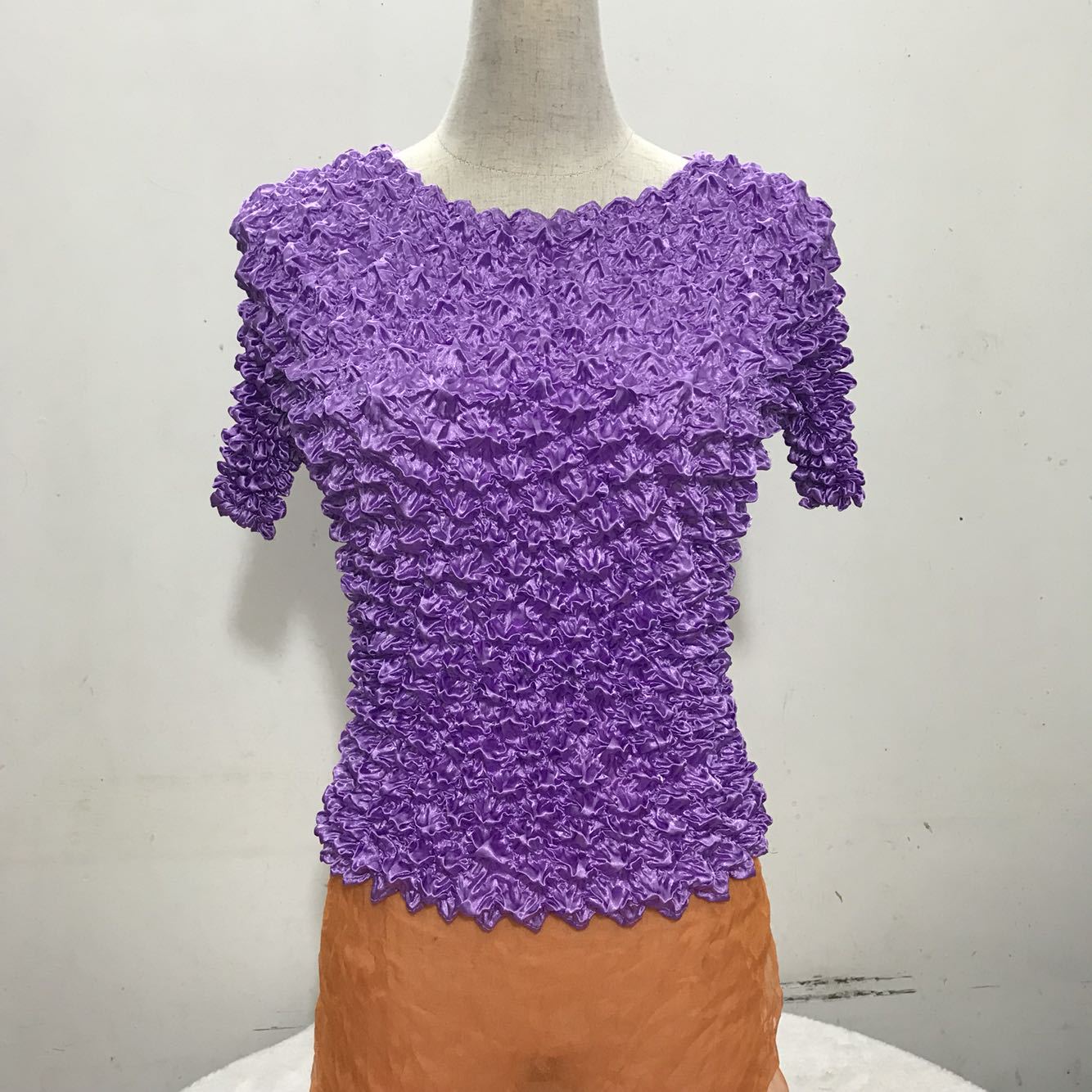 褶皱菠萝衫t恤泡泡上衣魔术衫弾力宽松显瘦立体时尚清透短袖夏装