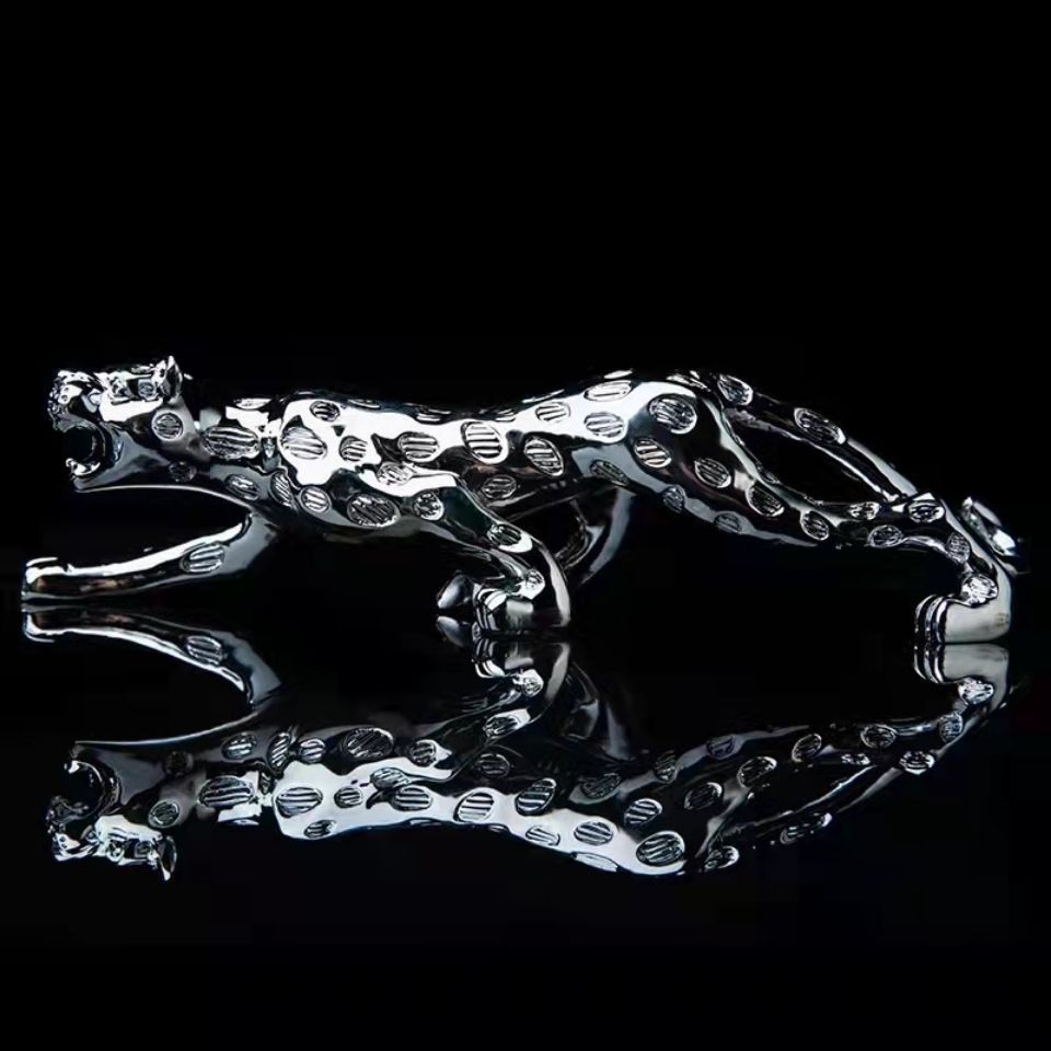 汽车摆件金钱豹