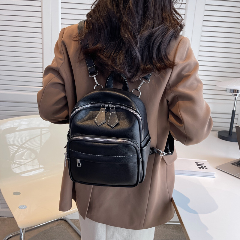 2023 New Niche Western Style Backpack Bags Women's Advanced Texture Soft Leather Fashion All-Match Casual Travel Backpack