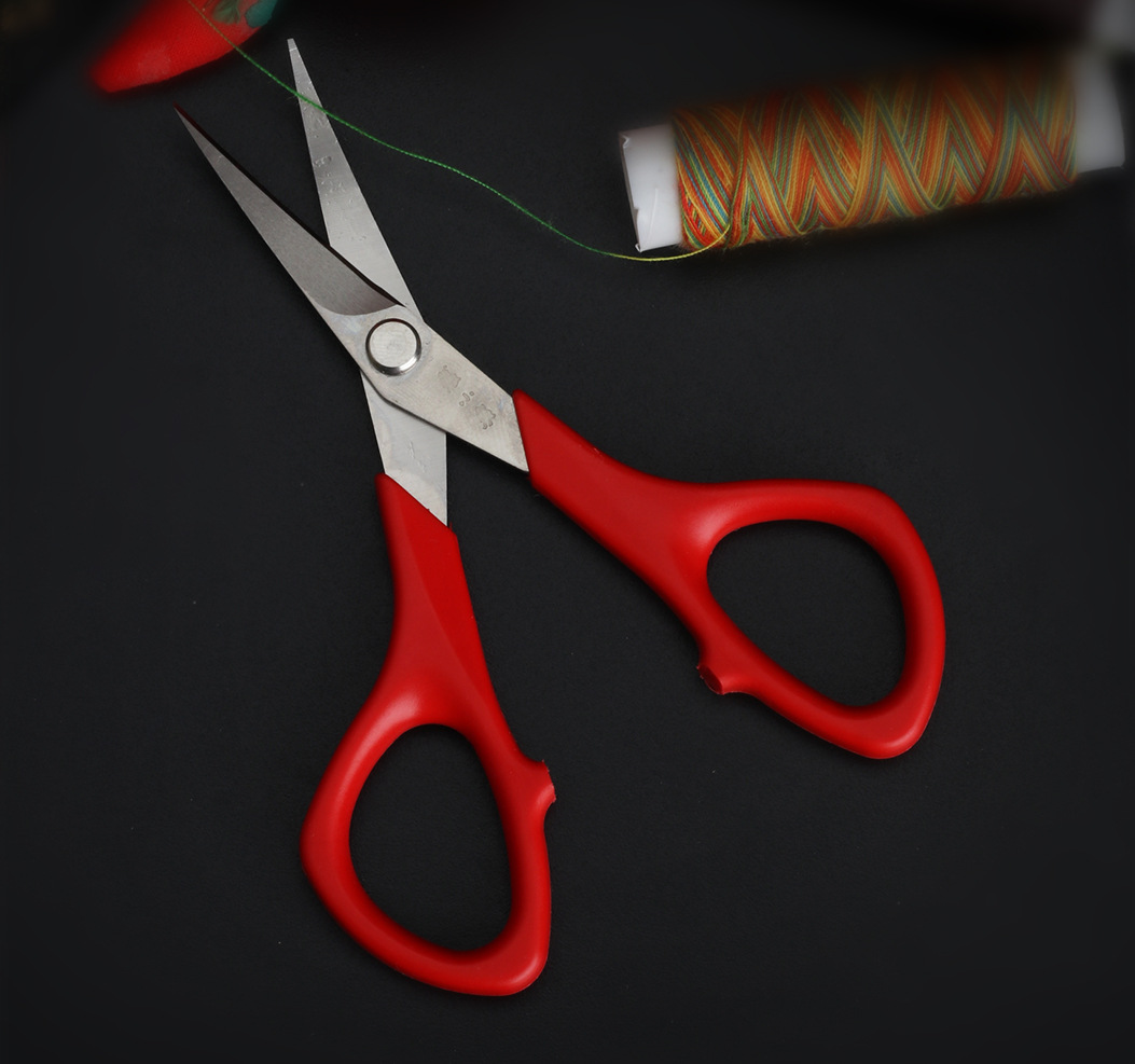 张小泉翘头剪刀裁缝剪绣花剪小剪刀线头大小号弯头尖头剪刀缝纫