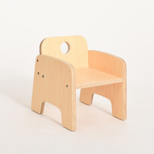 幼儿园桌椅大小班儿童学习中心实木桌子凳子椅子配套厂家