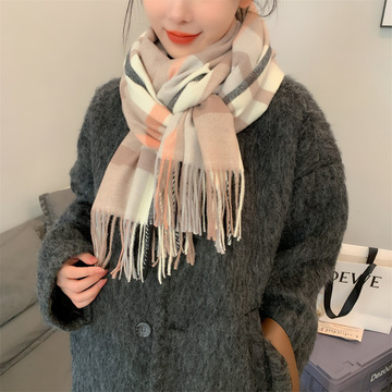 英伦秋冬季围巾仿羊绒新款装饰保暖多功能格子披肩方形围巾披肩女