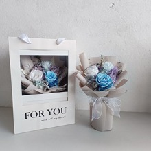 永生花成品礼盒蓝玫瑰花束米白色包装手提绣球千层金混搭花束礼物