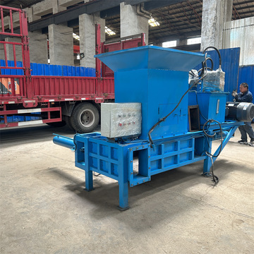 玉米秸秆压块机 水稻秸秆打包机 生物质秸秆液压压块机