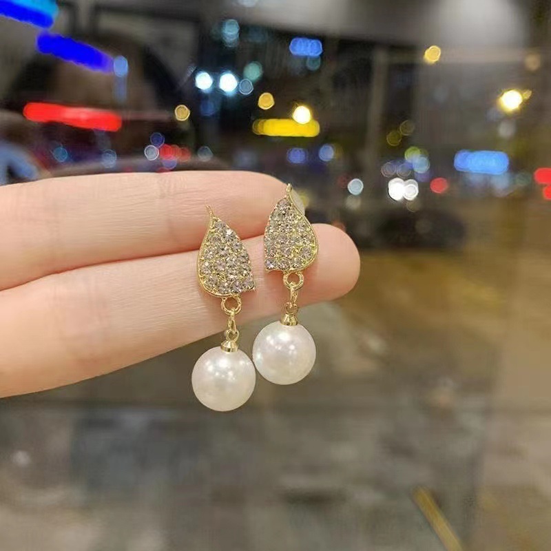 韩版精致天使翅膀珍珠耳钉圆脸显瘦百搭气质耳饰气质耳环新款