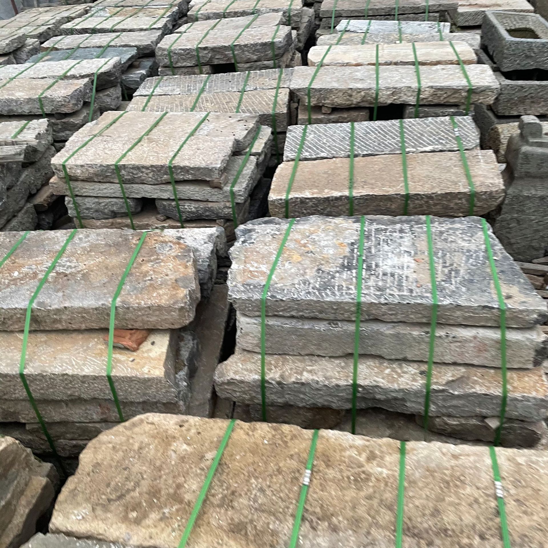 定制铺路老条石 公园花岗岩老石板 广场旧石条踏步石