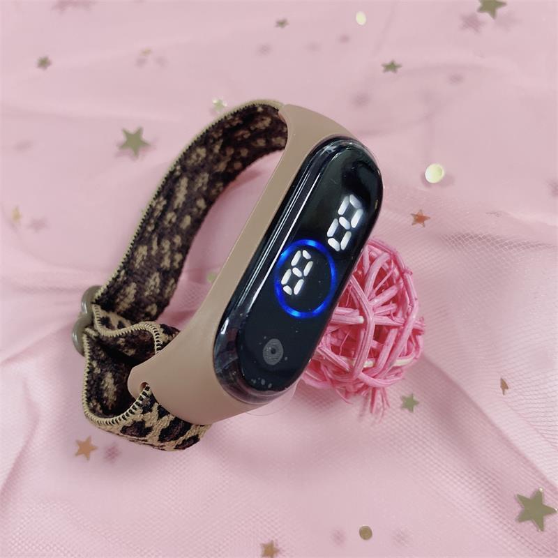 Products in Stock New Stretch Leopard Grain Ribbon Led Watch Creative Nylon Bracelet Watch Waterproof Electronic Watch for Male and Female Students