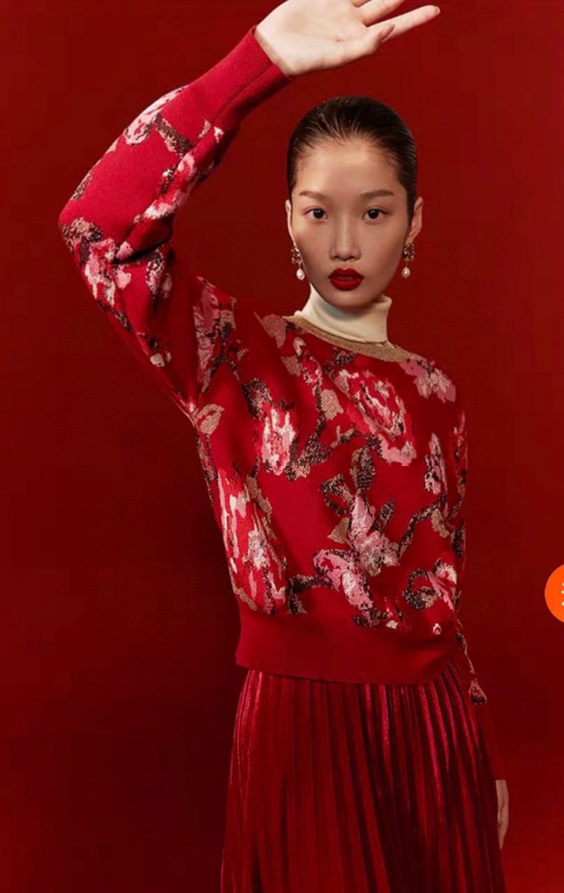 新年提花宽松圆领红色毛衣女美衣高级重工提花色织羊毛针织衫女