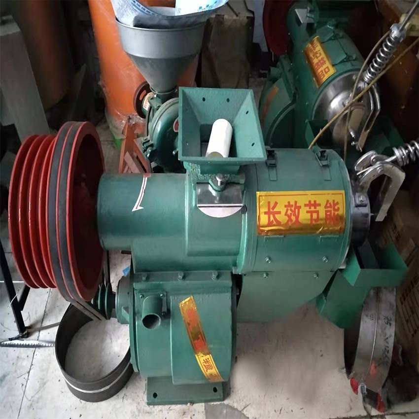 家用电小型粮食破碎机 不含面四六瓣粉碎机 酿酒用玉米高粱破碎机