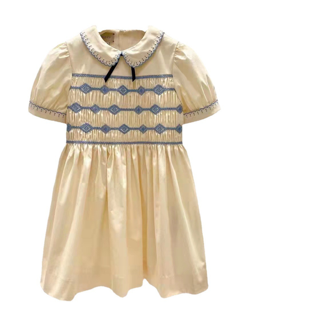 wt 预售4月中上旬 夏日夏款新款童装女童米色刺绣司马克棉连衣裙