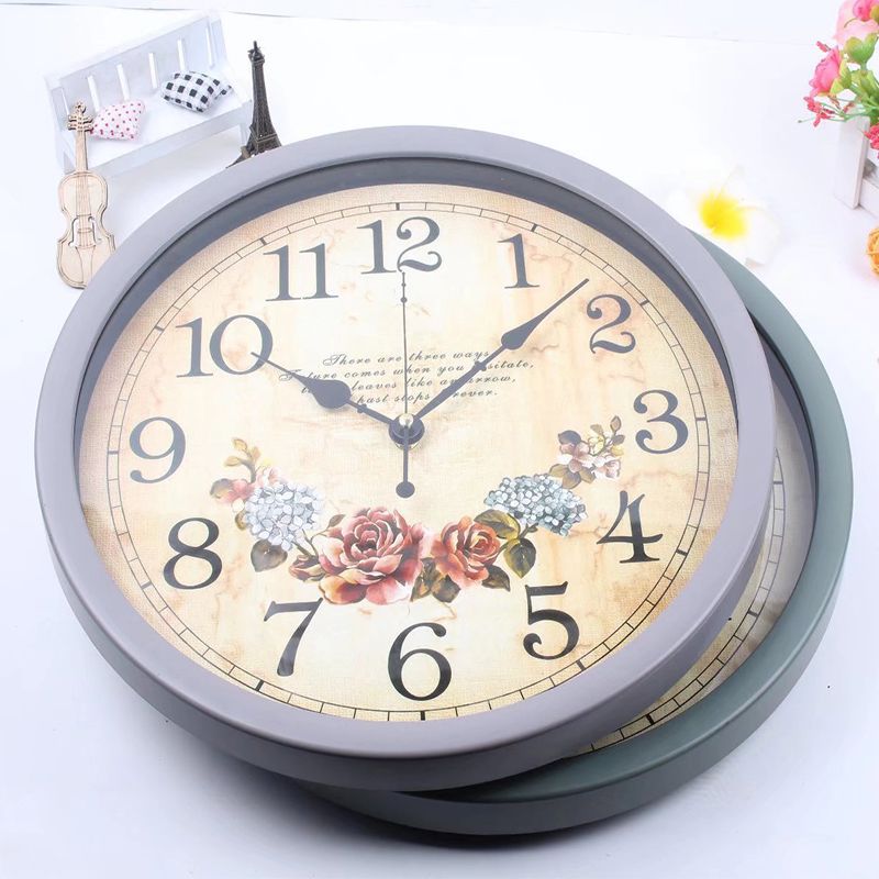 Clock Living Room Home Industrial Creative Fashion Wall Clock Mute Punch-Free Quartz Clock Retro Hong Kong Style Bedroom Clock