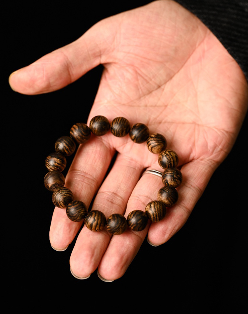 达拉干12mm沉香手串高油脂老料虎纹佛珠九分沉香手链念珠一件代发
