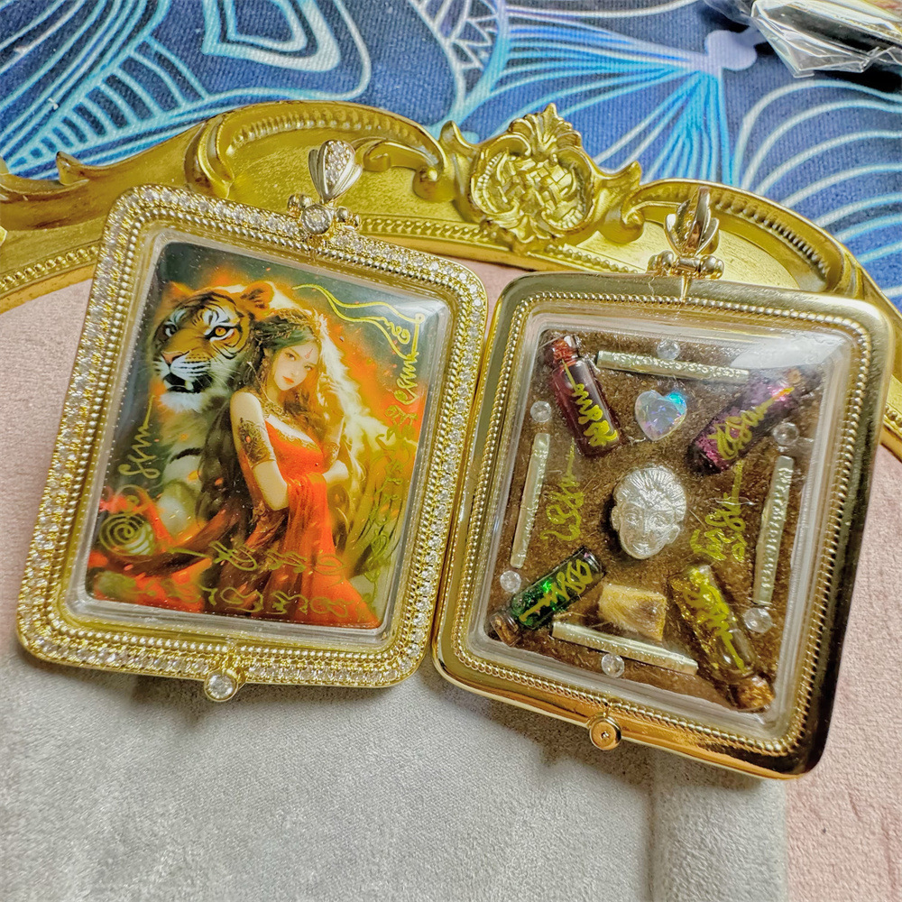 泰国佛牌阿赞比刹一人一生虎女姐姐牌淘宝抖音直播爆款原庙真品