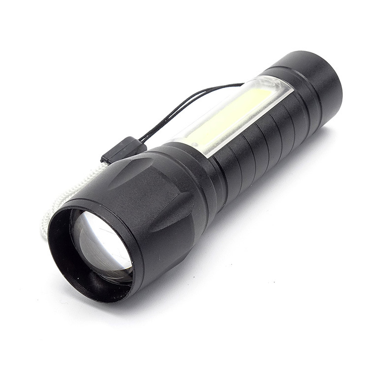 跨境迷你强光小手电筒可充电便携超亮远射户外露营儿童用变焦usb