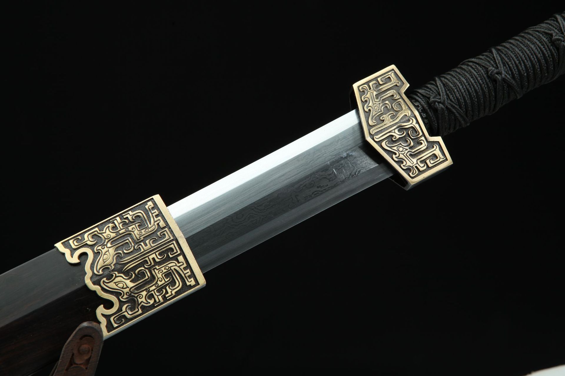 龙泉市刀剑花纹钢烧刃春秋剑八面影视硬剑防身汉剑传统摆件未开刃