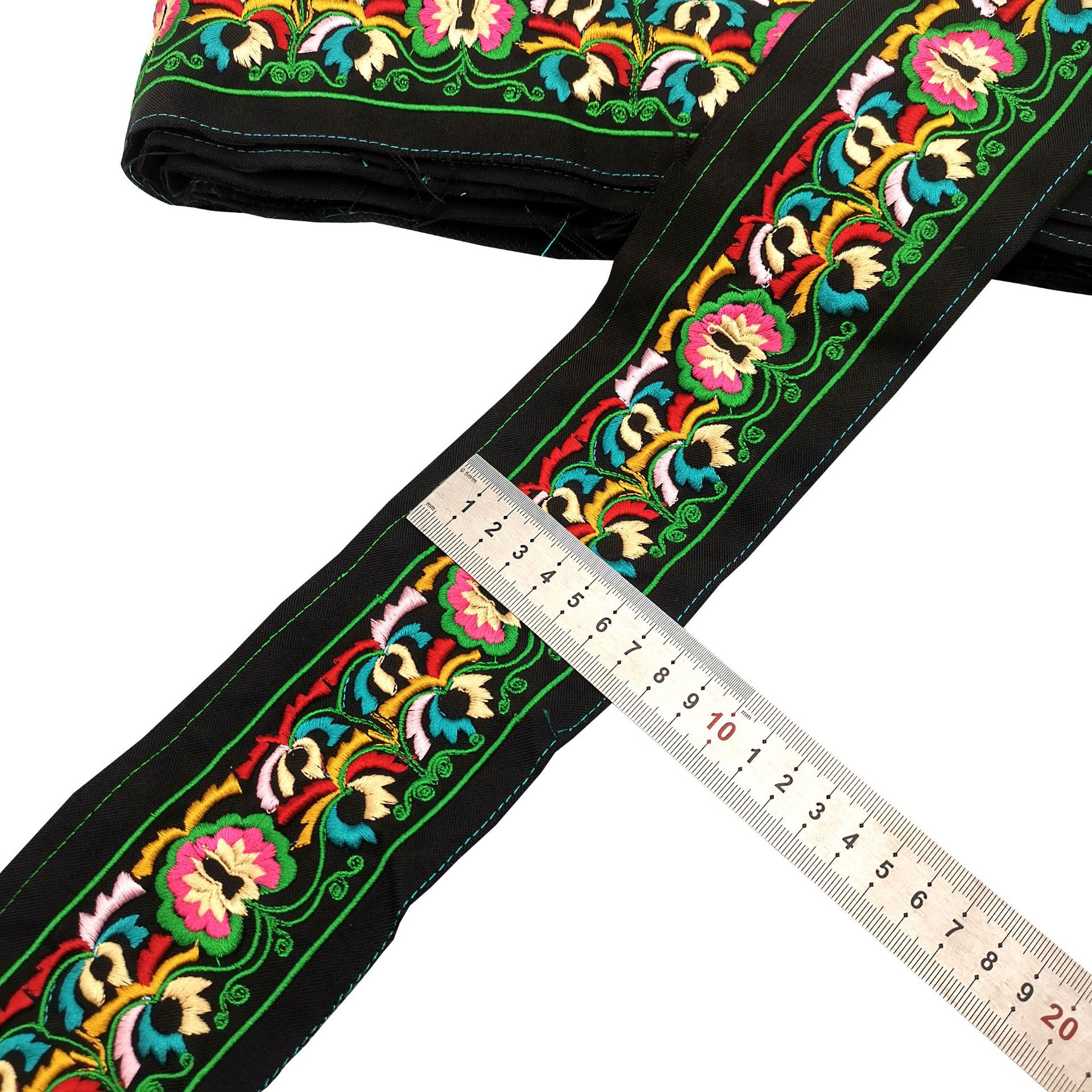 民族绣花厂家批发彝族白族苗族荷花莲花长条舞台服装辅料 可定制