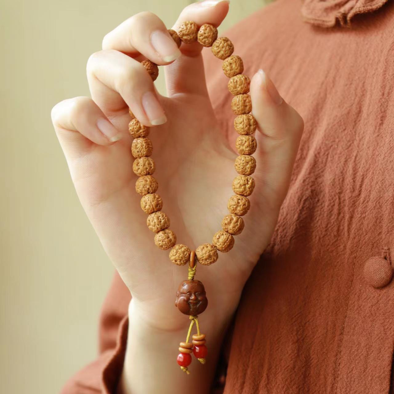 金刚菩提手持手持树王双龙南瓜桩蜂窝梅花爆肉盘龙男女学生佛珠串