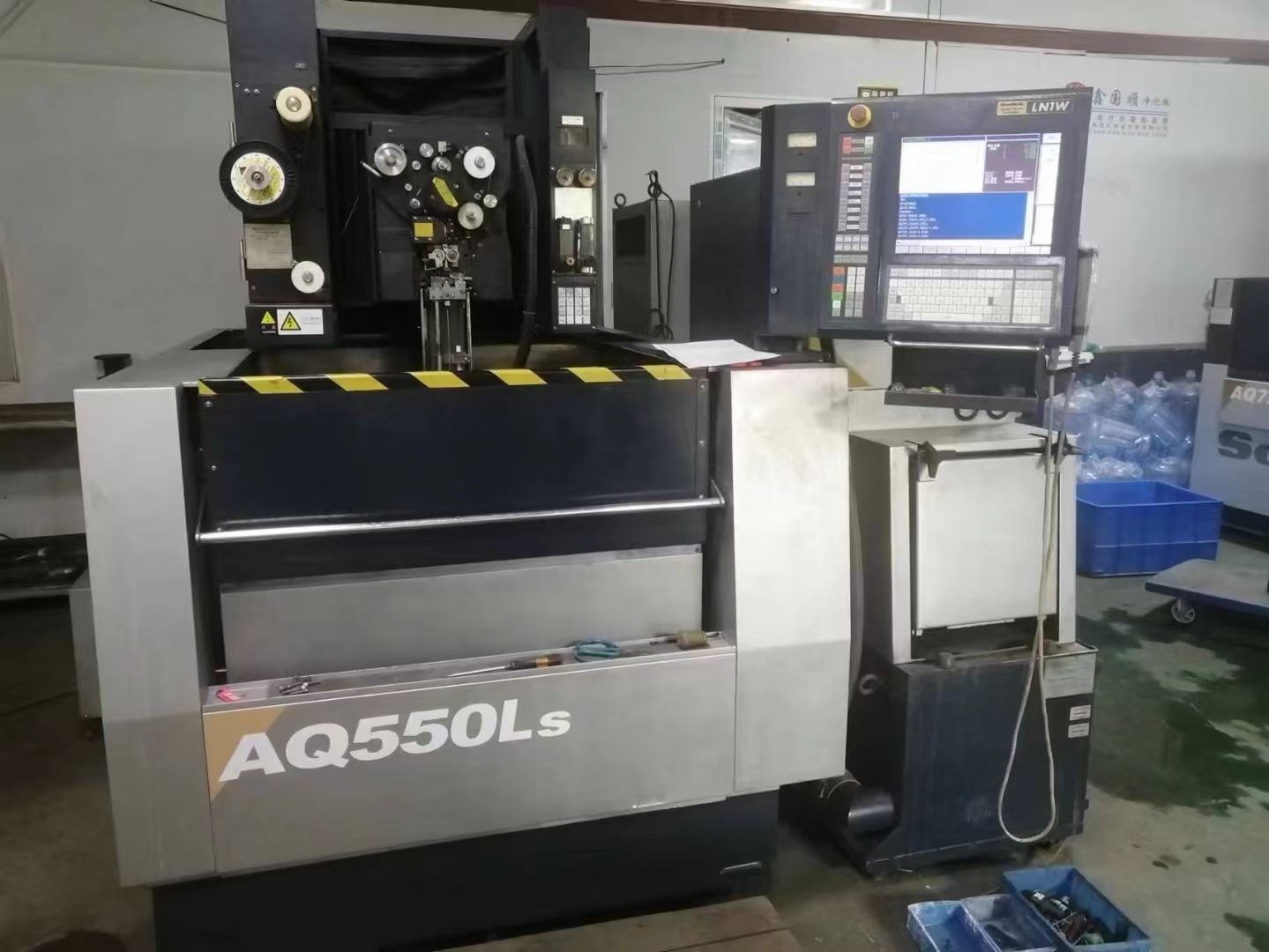工厂在位处理转让二手线切割机沙迪克aq550ls慢走丝机床cnc设备