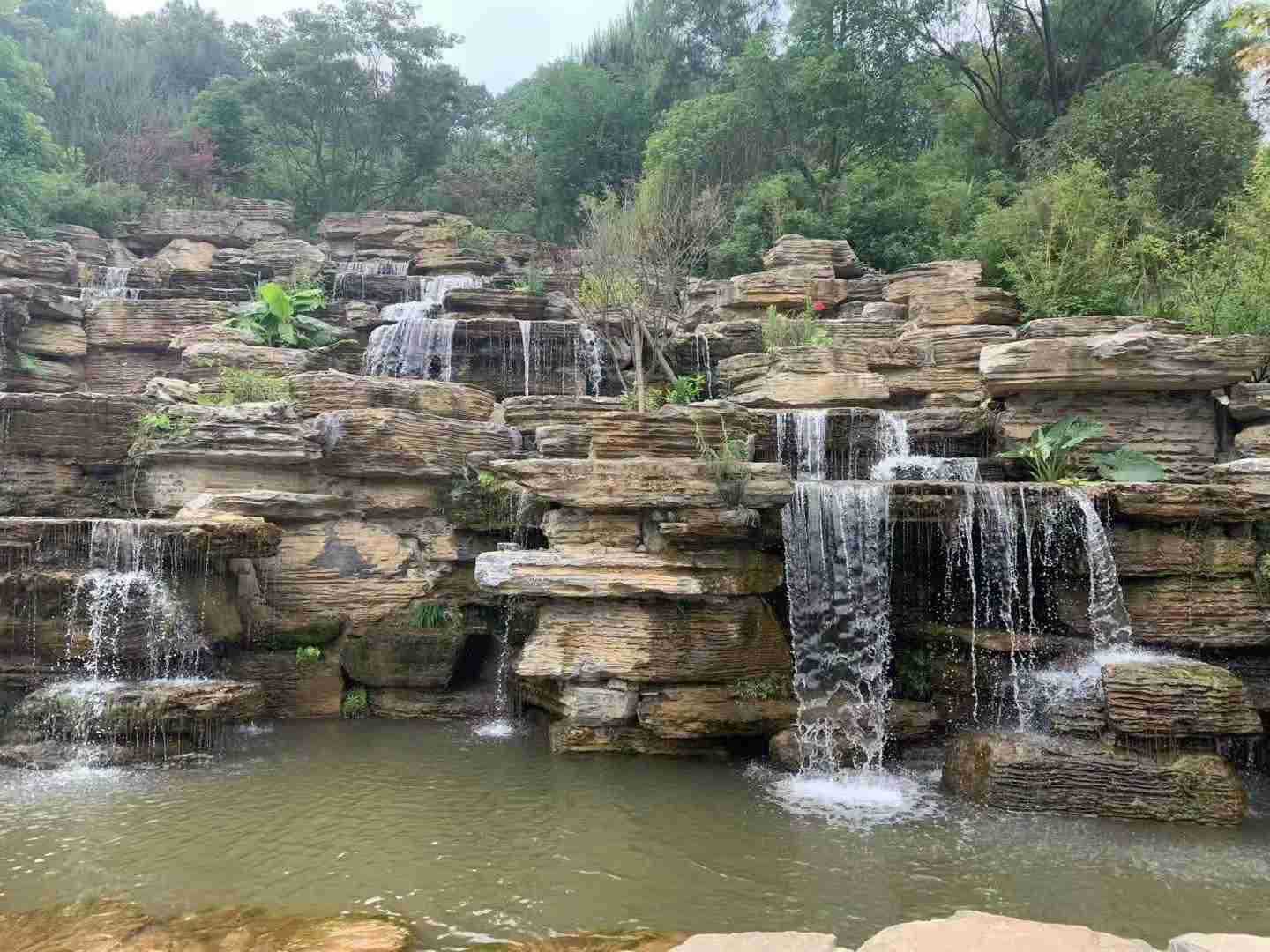 叠水石山假山流水 黄石驳岸千层石瀑布公园大型鱼池假山水系安装