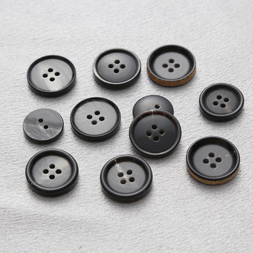 高档天然牛角纽扣 复古风四孔纽扣 外套风衣毛呢大衣简约装饰纽扣