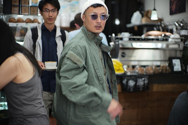 yp 余文乐联名madness墨镜男板材手工深灰色同款2022复古太阳眼镜