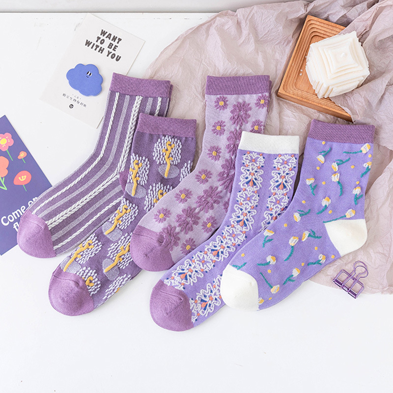 2021年新款袜子女紫色小清新植物花精梳棉日系可爱中筒棉袜