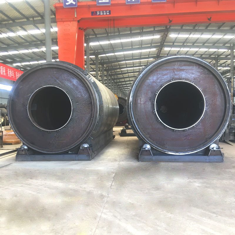 【油泥炼油】每炉处理量6吨油泥热裂解炼油机械