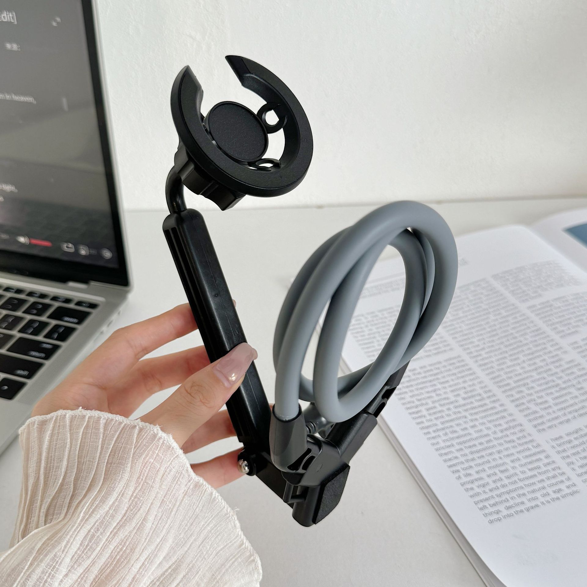 舒服看屏幕边看边拍手机磁吸挂脖支架颈部手机固定支架