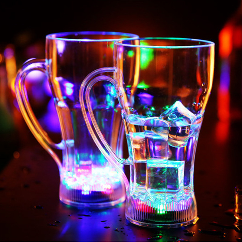 induction flash cup pouring water is bright creative glow cup induction beer steins handle coke cup