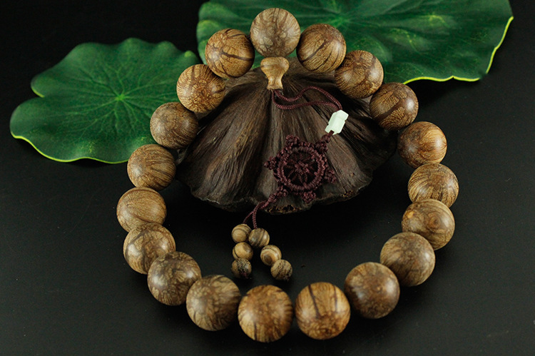 厂家供应 九龙藤六道木19颗手串 车挂纹路 佛珠手链手持念珠