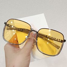 小香风新款韩版太阳镜网红大方形墨镜女时尚潮人半框字母茶色眼镜