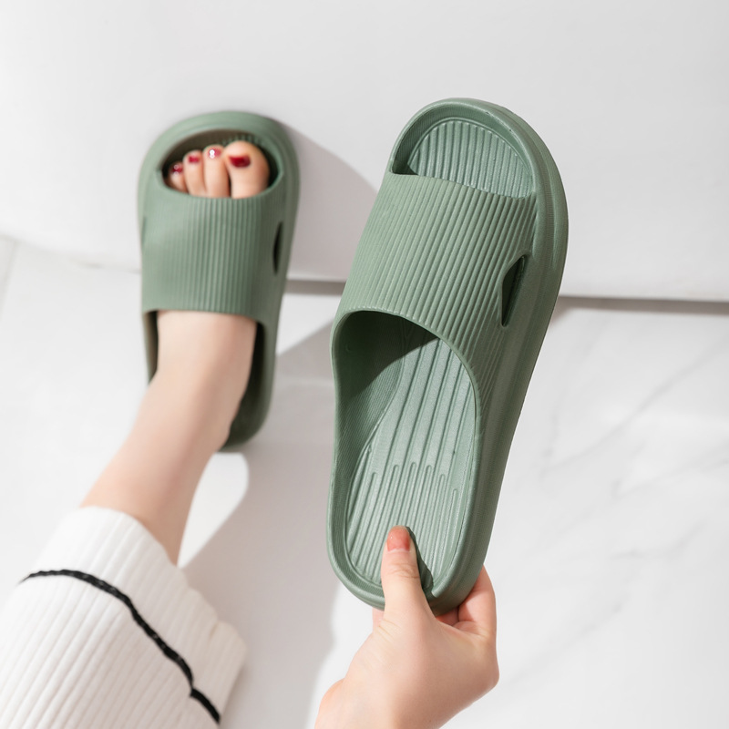 Summer New Soft Bottom Lightweight Sandals Flip-Flops Male and Female Home Fashion Simple Slippers Non-Slip Bathroom Slippers Home