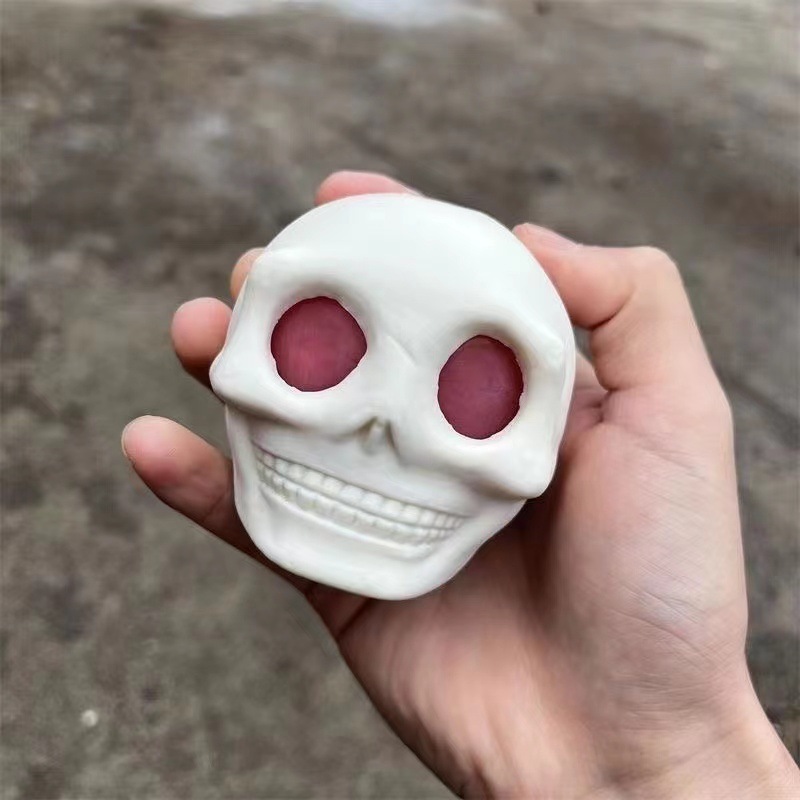 Creative New Exotic Whole-Person Toy Skull Stress Ball Skull Monster Dark Goth Squeezing Toy