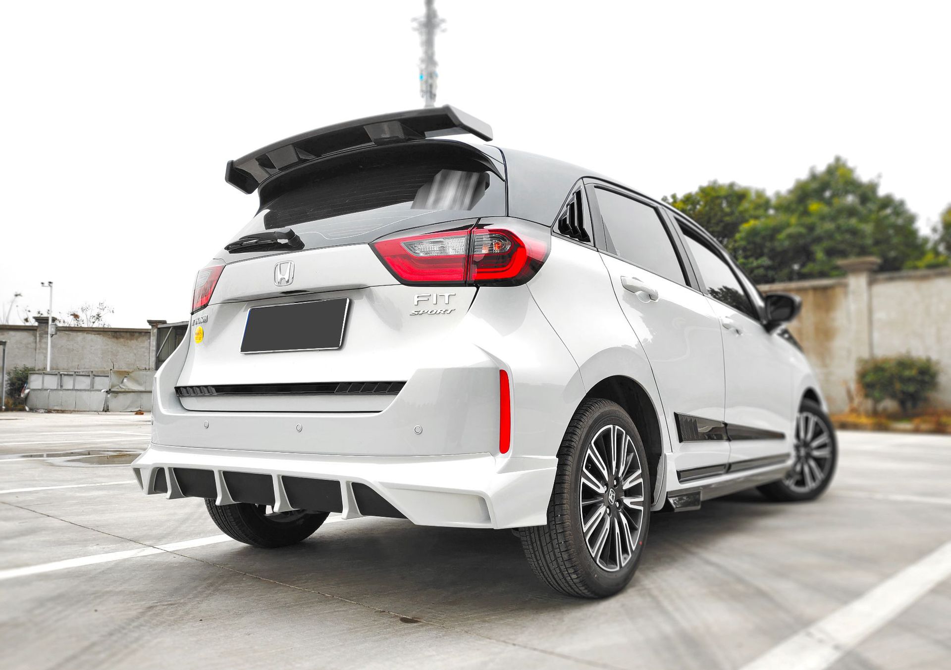 适用21-22款第四代飞度无限款包围rs包围前铲尾翼侧裙外饰套件