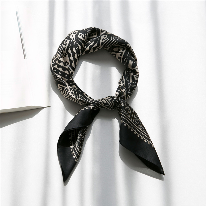 [gotan]韩国现货 经典欧美街拍牛仔风复古小方巾男女灰色黑色酒红