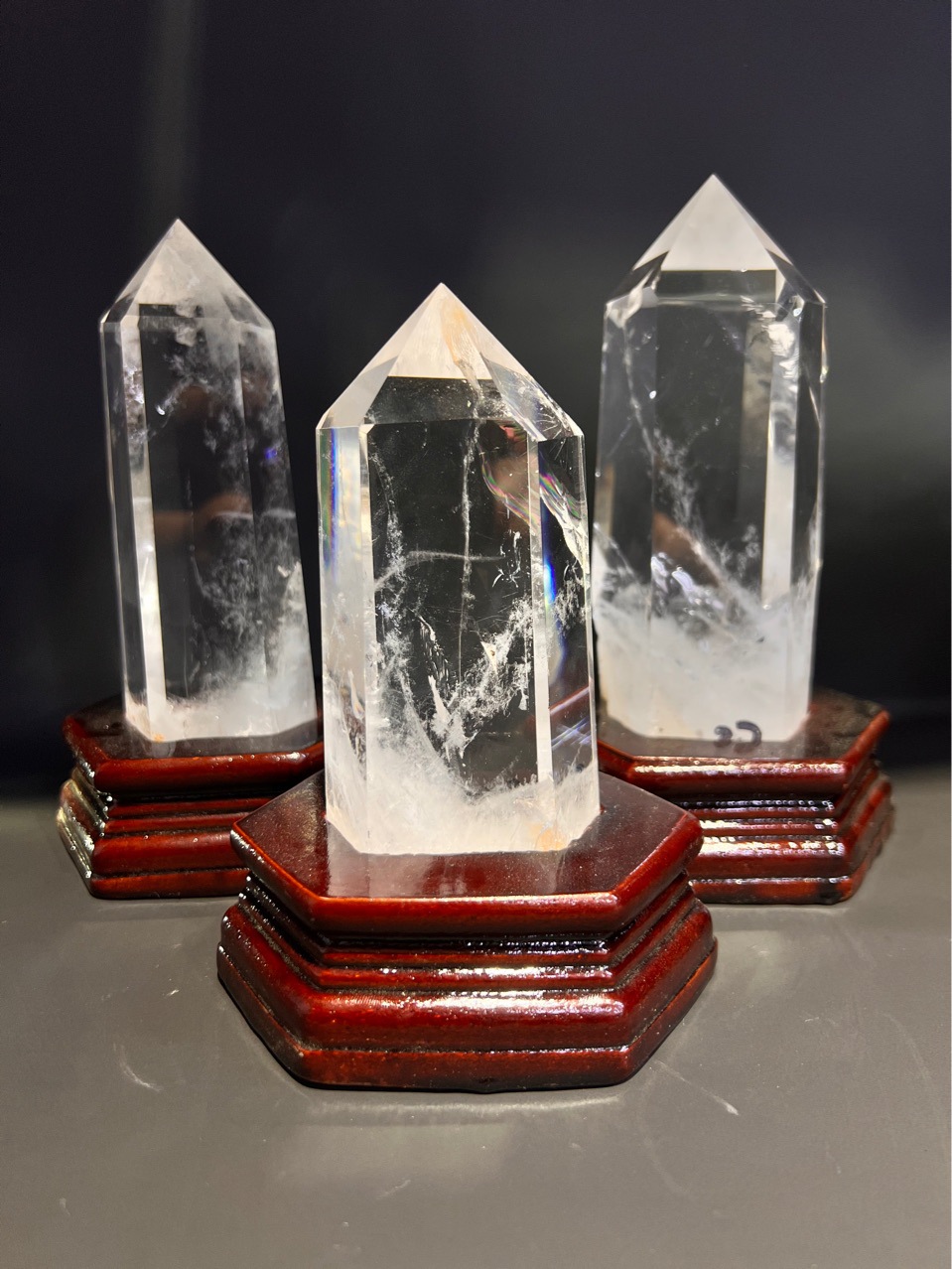 工厂直销天然透体白水晶六棱柱消磁石柱批发价优承接订单.