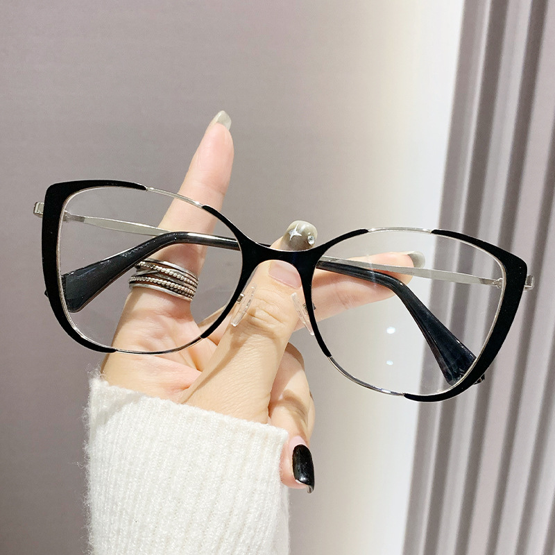 2023 New Internet Celebrity Face without Makeup Glasses Female Fashion Casual Trend Metal Optics Photo Frame Student Plain Glasses