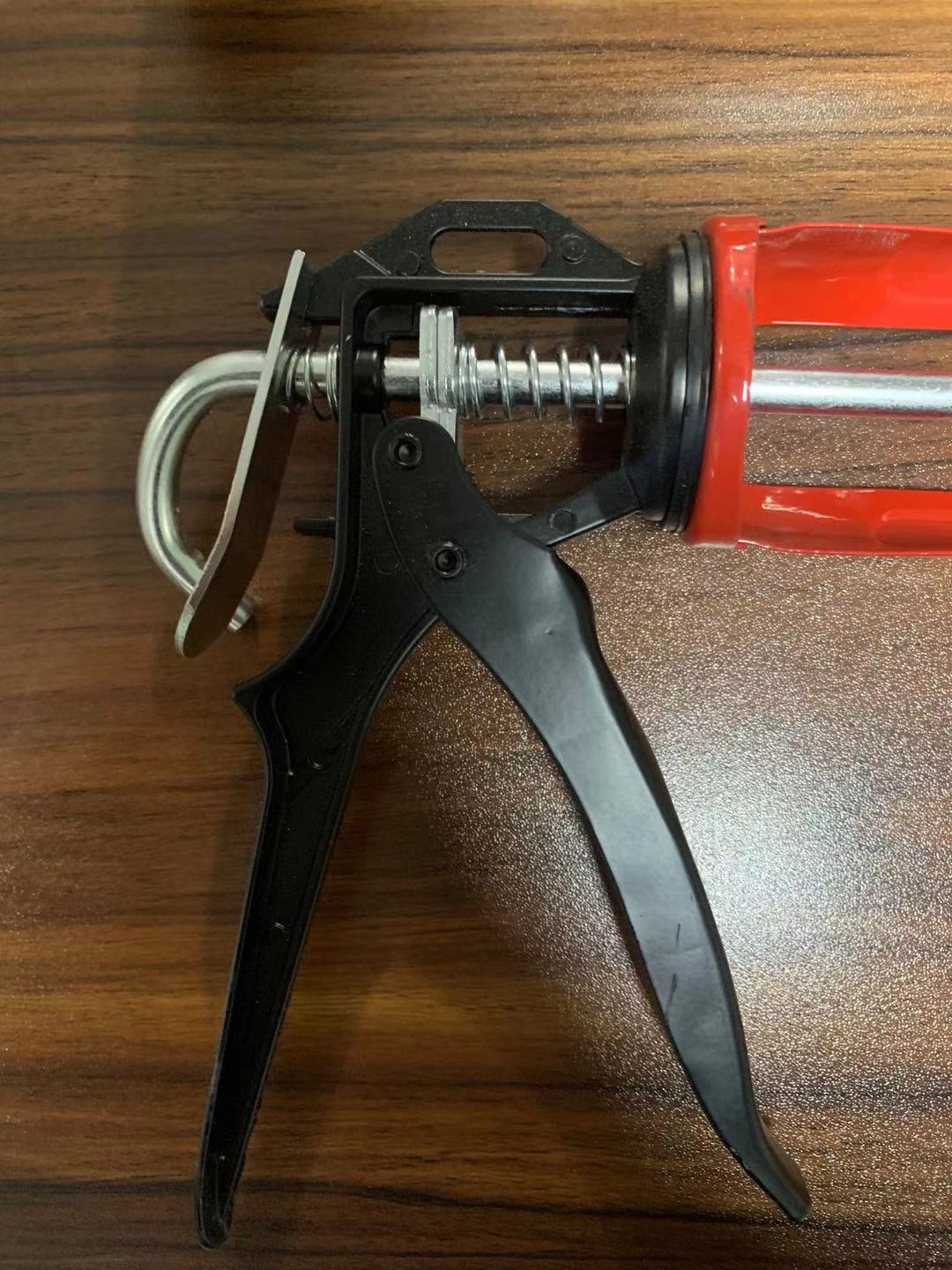 旋转胶枪玻璃胶枪硬支打胶枪免钉胶胶枪