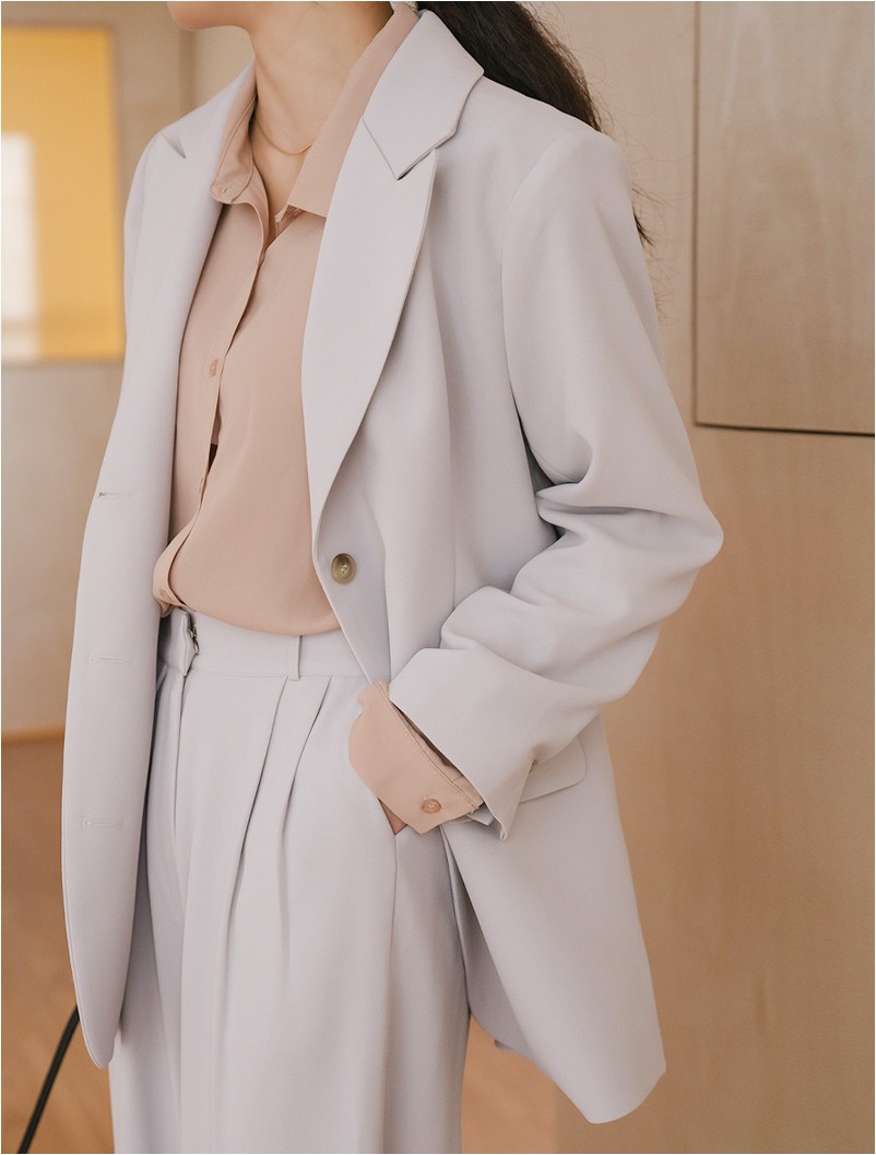 oversize小西装 韩版免烫大码外套女2022新款三粒扣休闲西服套装