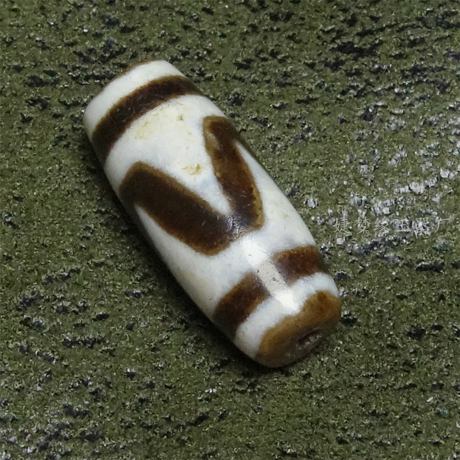 一物一图 回流藏式高油包浆润虎牙水纹天珠玛瑙挂件吊坠 送证书