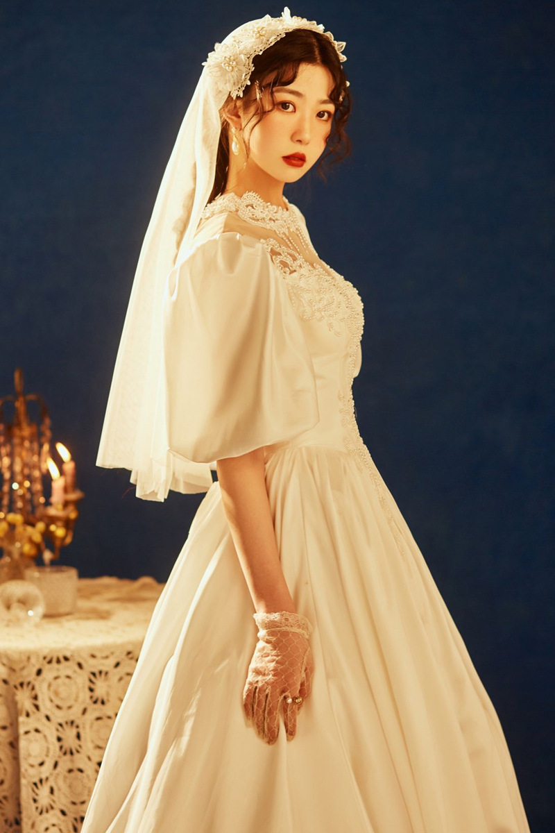 影楼少女复古婚纱喜嫁港风怀旧拍照礼服公主裙影楼写真主题摄影服