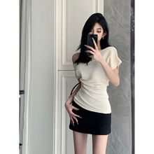 露肩上衣+黑色修身短裙女2024年夏季新款韩版设计感纯欲套装ins潮