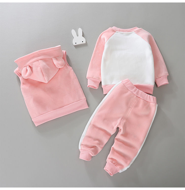 男童装春秋装0-1-2-3岁女宝宝春秋衣服婴儿童冬季韩版三件套装潮4