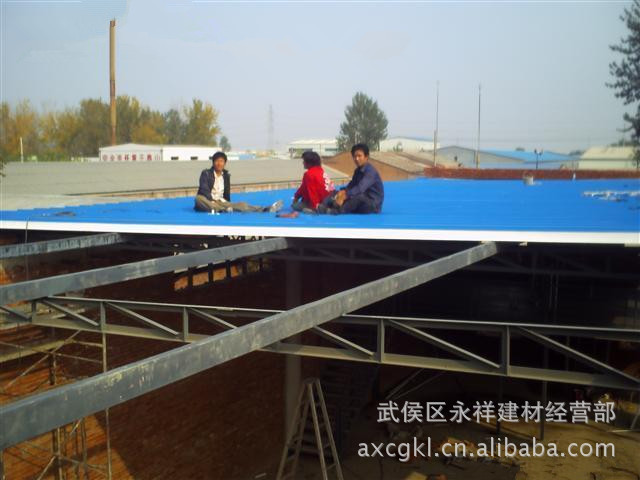 成都彩钢夹芯板雨棚设计搭建