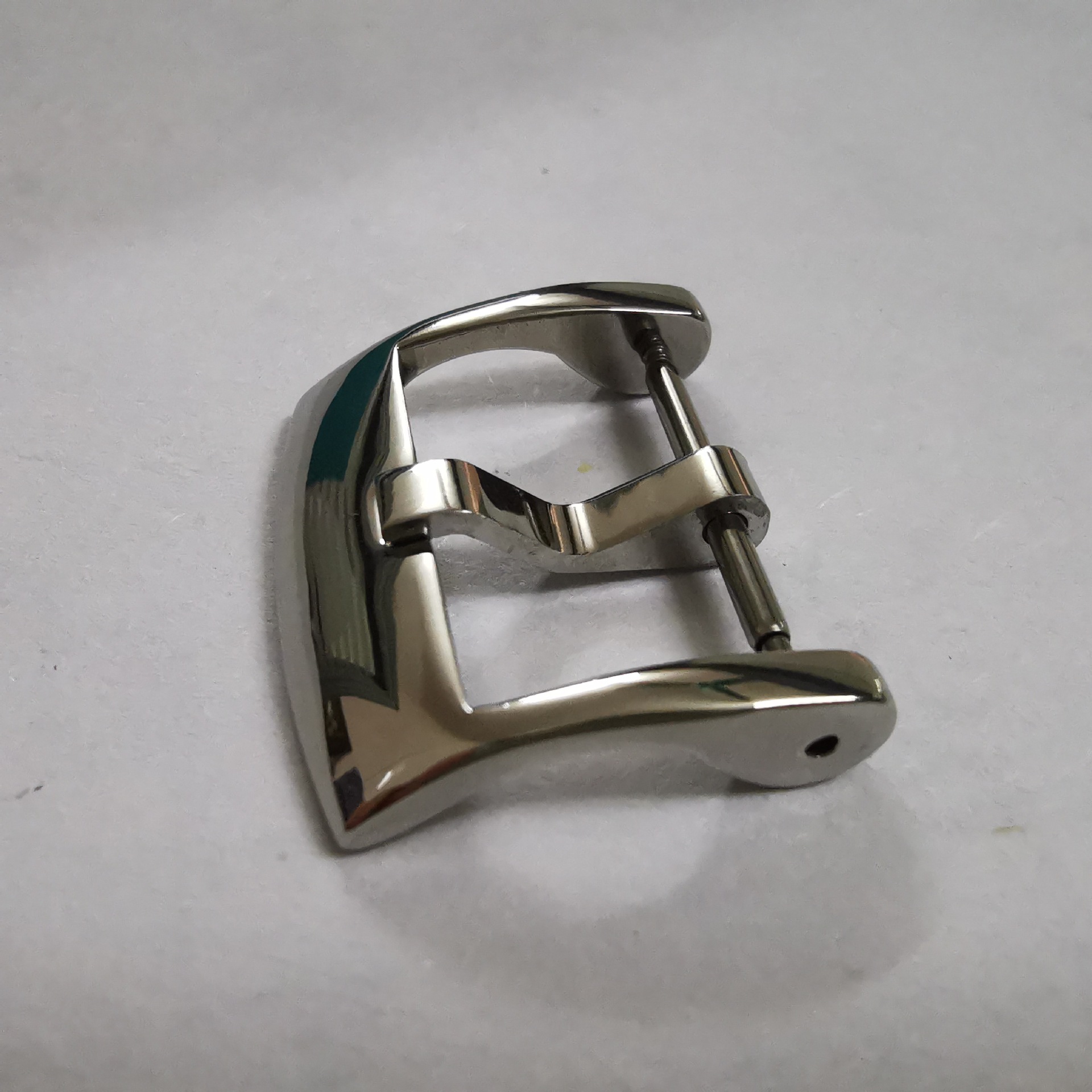 2,哪种手表扣**?针扣还是蝴蝶扣