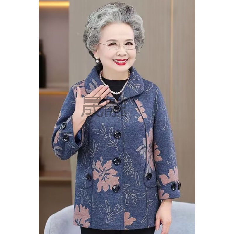 qt中老年奶奶宽松外套70岁妈妈装高档外套大尺码春季老年人女装