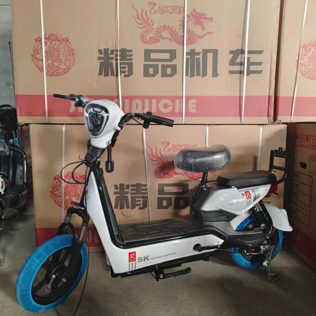 现货批发高配金鹰电动车 成人电动自行车 简易代步两轮电动电瓶车