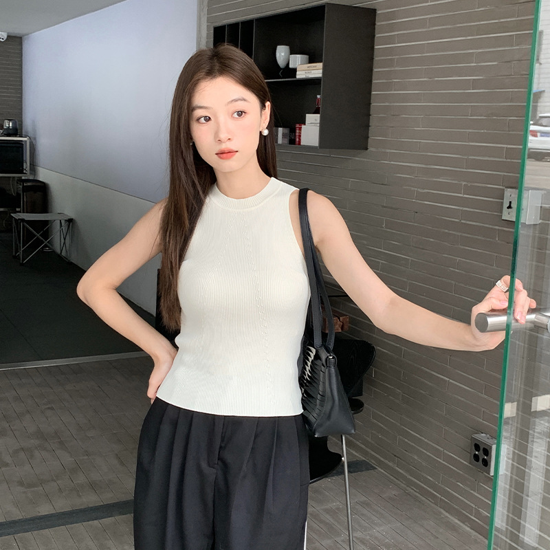 新款挂脖吊带背心女内搭夏季新款白色打底无袖上衣吊带背心针织衫